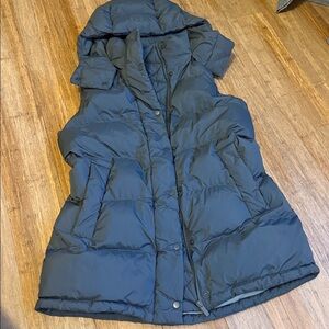 Lululemon Wunder Puff 600-down-fill mid length vest